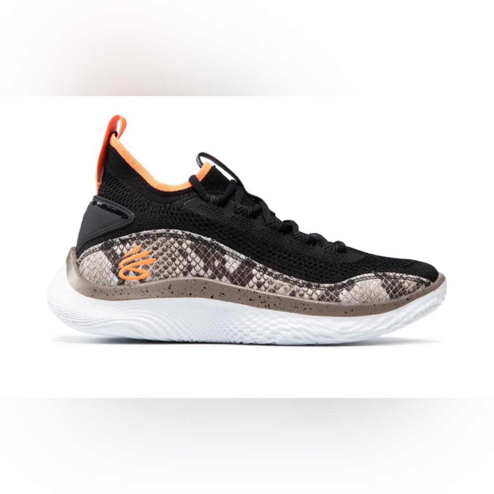 NWT Curry Flow 8 “Strike & Flow” Snakeskin